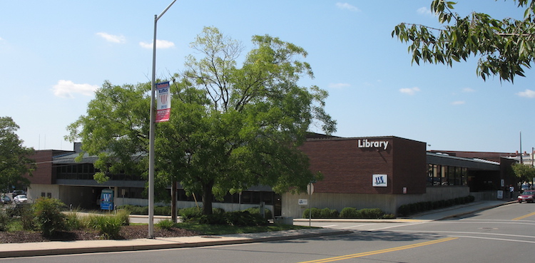 Sarbanes Branch Exterior Photo